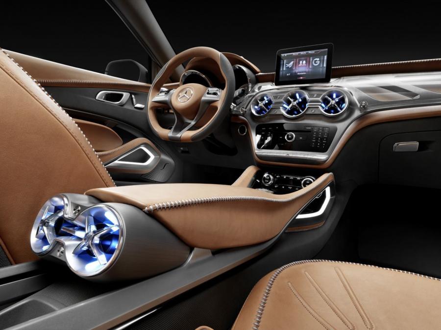  Mercedes-Benz GLA Concept 2013 года  (фото 26 из 42)